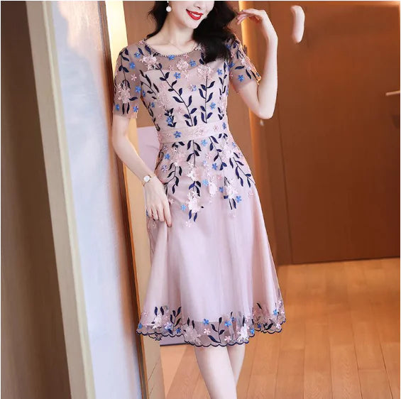 Women Knee Length Embroidered Lace Evening Dress